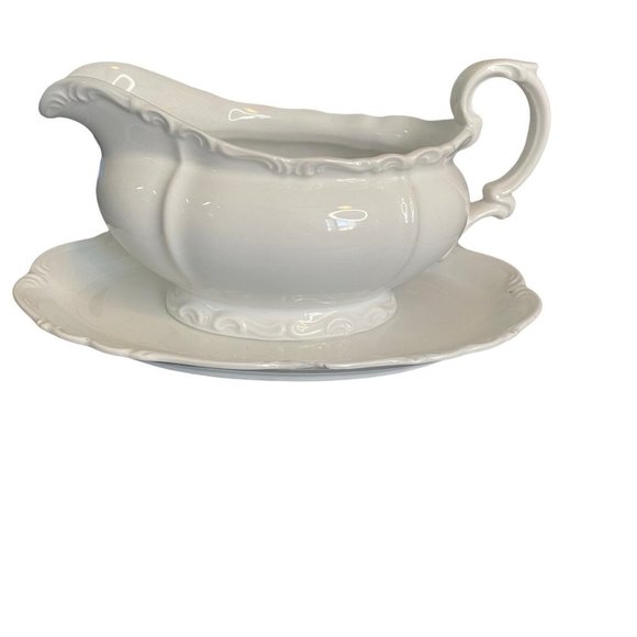 MEISSMAN FRENCH PROVENCIAL GRAVY BOAT - Picture 1 of 7